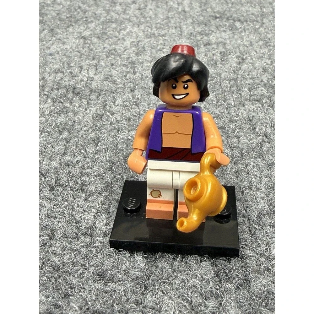 LEGO Disney Minifigure Series Collectible Minifigure - Aladdin 71012